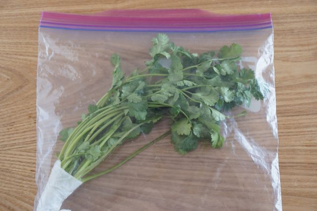 パクチー（コリアンダー）　生野菜　農家直送
